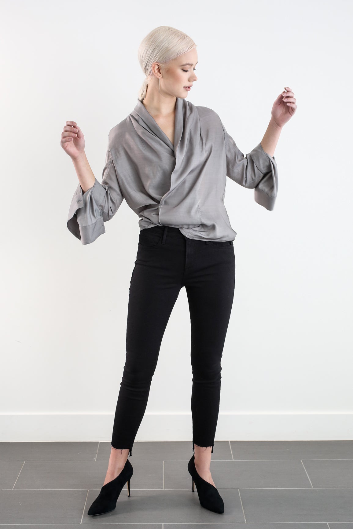 ALYSTER BLOUSE - GRAPHITE